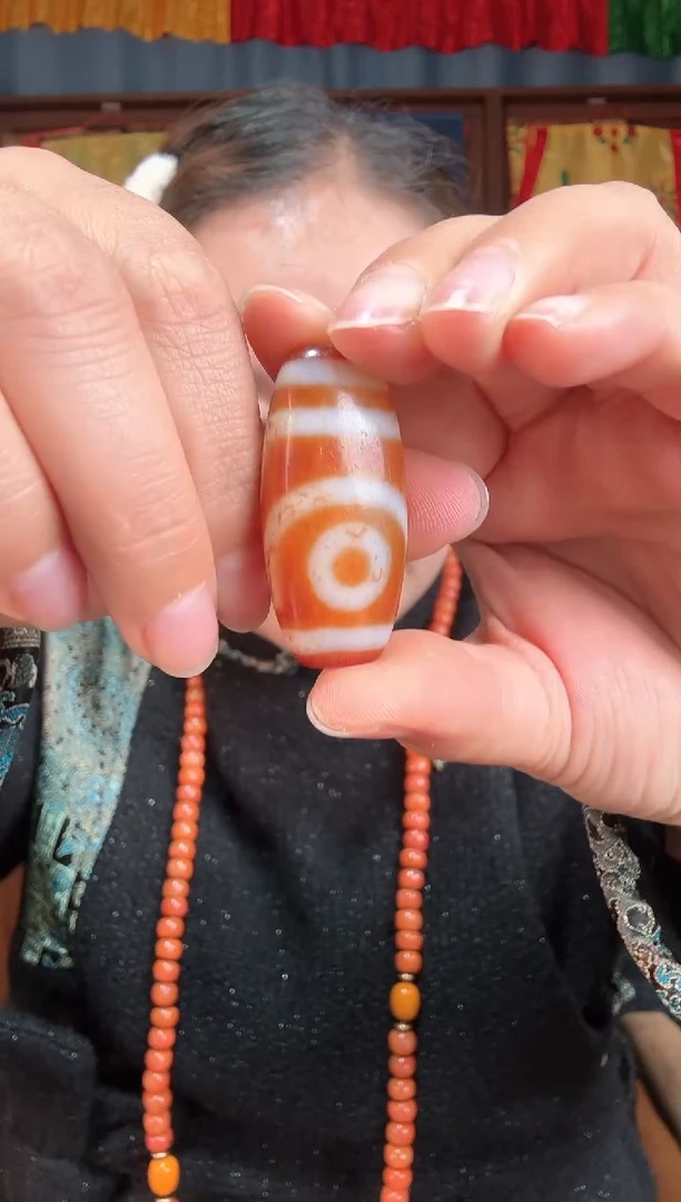 无非金属藏地红肉古珠