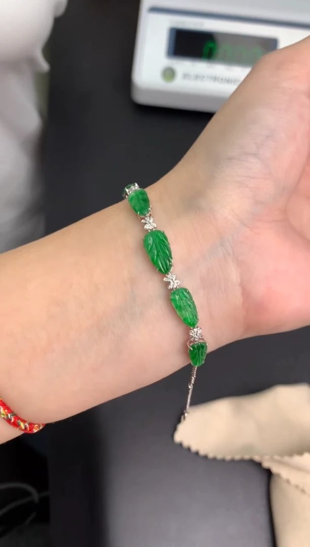 【闪购商品】定制翡翠18K金镶嵌模式推广期24小时鉴赏期