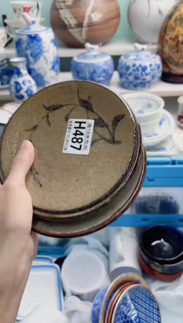 陶瓷青***姐H487******
