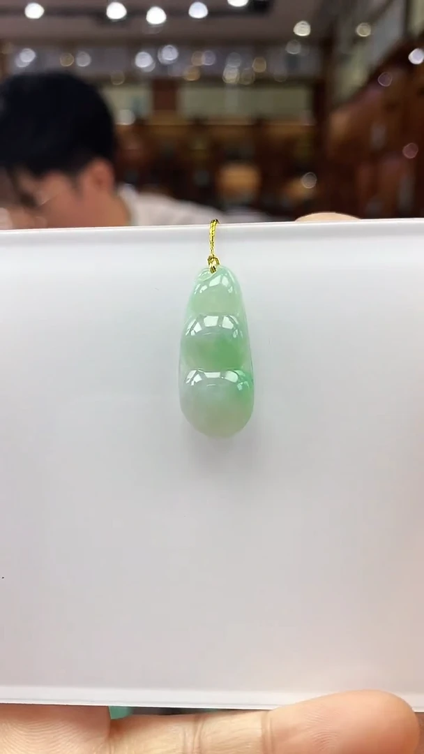 颈饰未镶嵌翡翠福豆