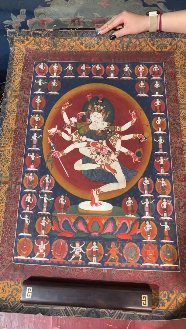 卷轴画龙妹的唐卡tk16