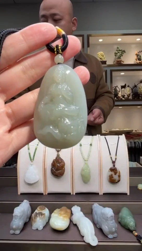 颈饰未镶嵌和田玉苏