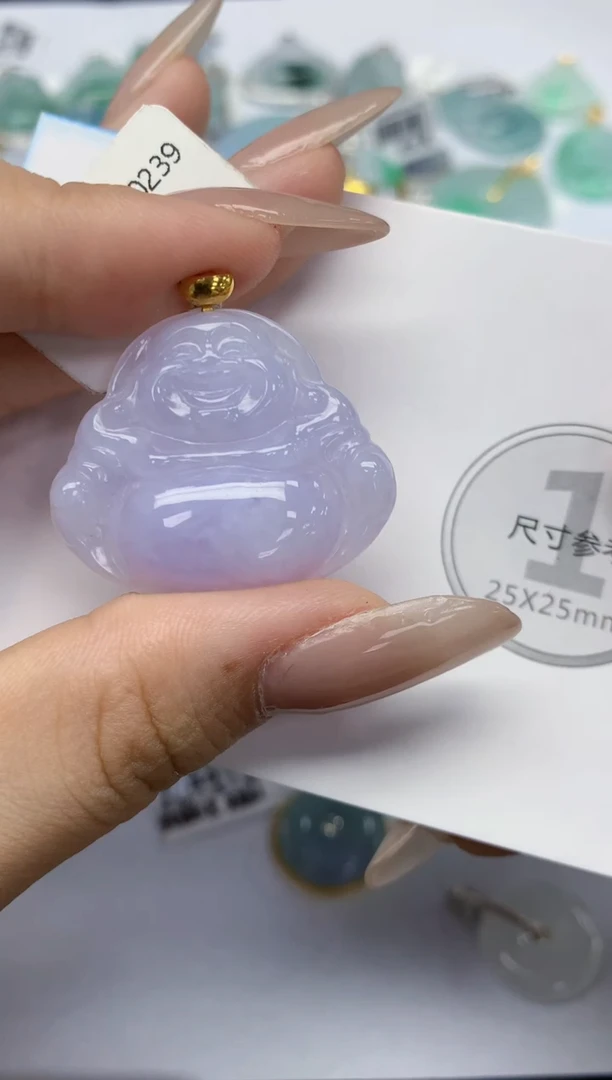 颈饰18K金镶嵌翡翠天然缅甸A货翡翠，百元以上9元证书费自理