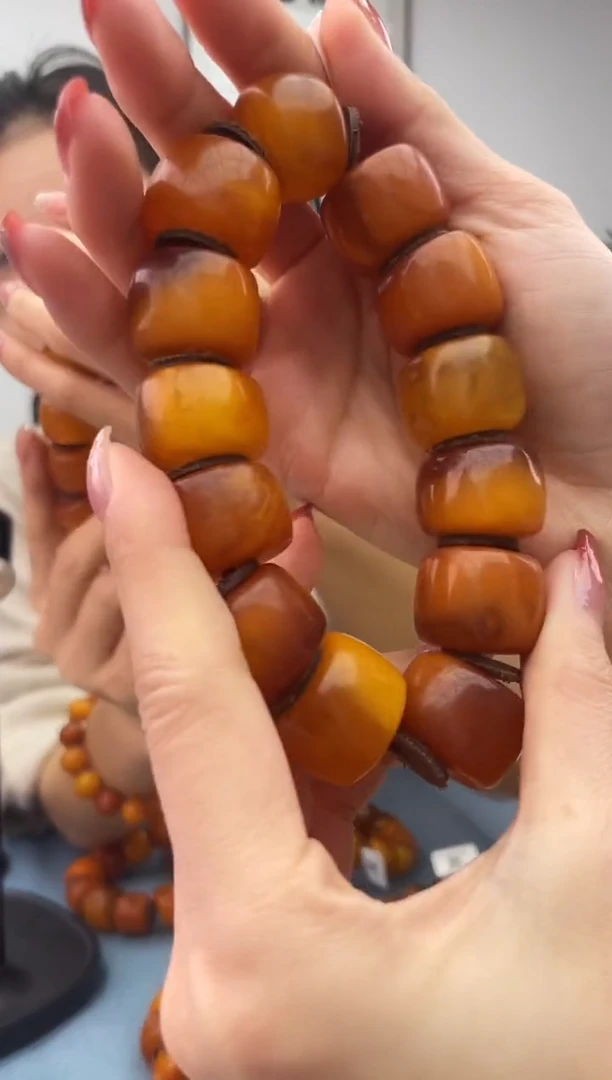 【闪购商品】琥珀珠宝奇石未镶嵌，假一罚十078