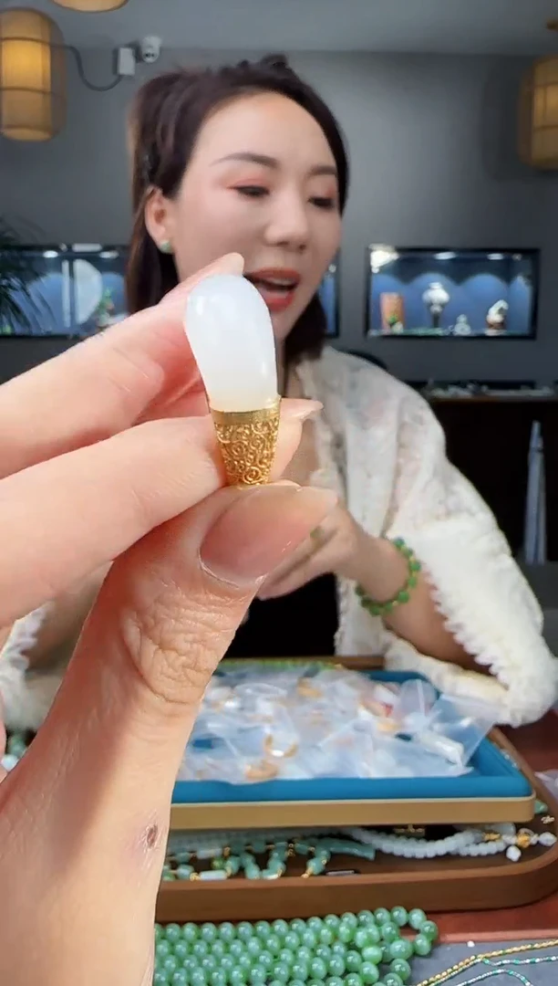 吊坠(不含链)银S925镶嵌和田玉1