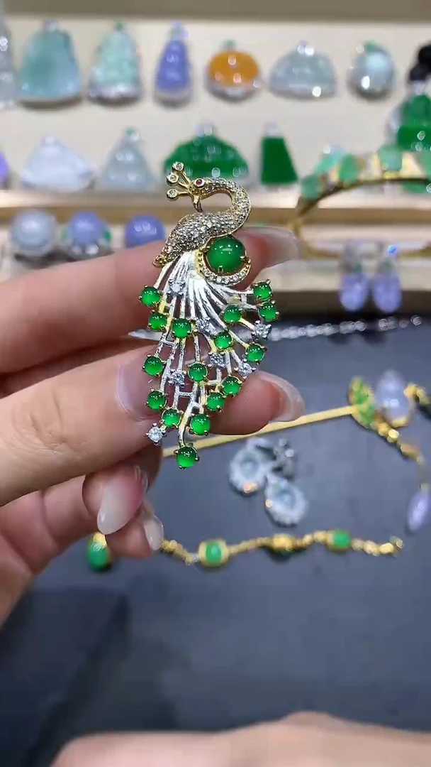 【闪购商品】翡翠吊坠(不含链)银S925镶嵌4团购