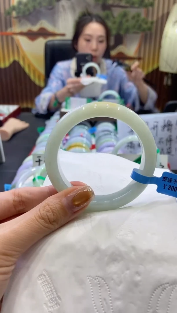 未镶嵌手镯翡翠0007304