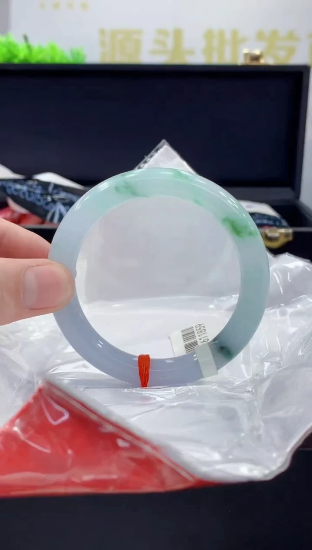 未镶嵌手镯翡翠翡翠手镯