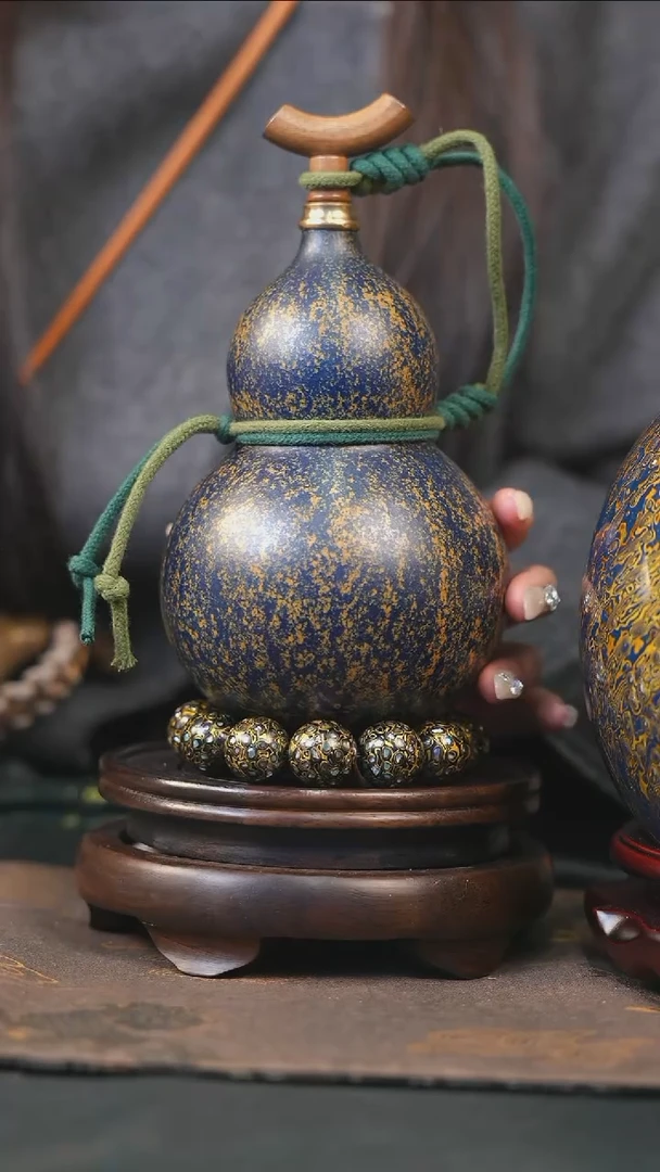 【闪购商品】XF111大漆酒葫芦不包手串及旋转底座