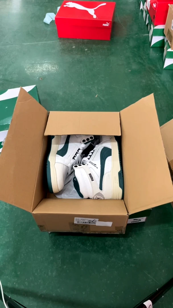彪马时尚休闲运动鞋36M   R121