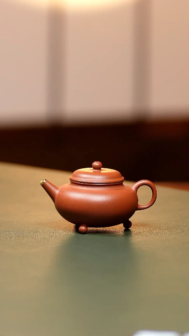 茶壶紫砂五堂 三足水平-水中来.二泉-金镶玉