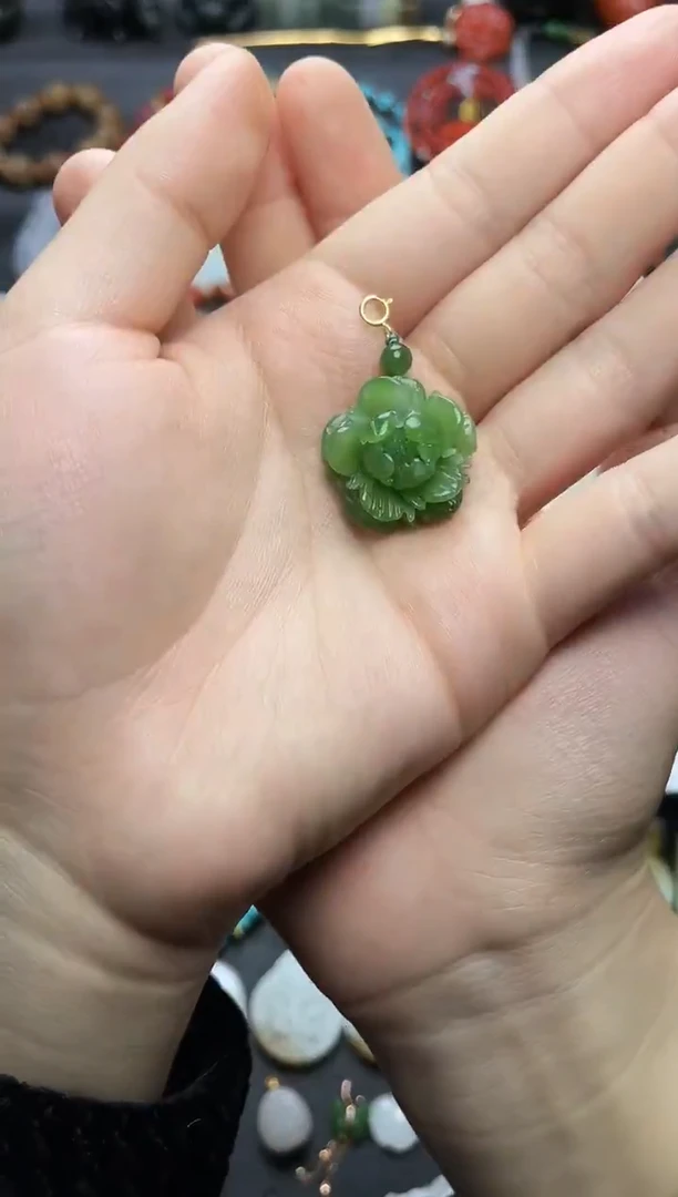 颈饰未镶嵌和田玉花花06