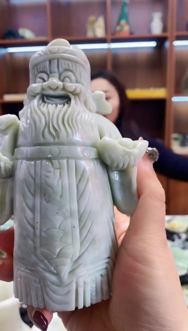 未镶嵌蛇纹石玉摆件