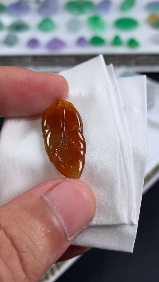 未镶嵌定制翡翠印翡翠