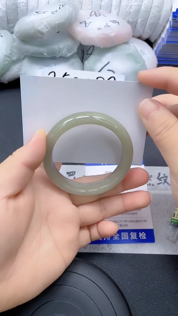 未镶嵌手镯石英质玉118-50/51