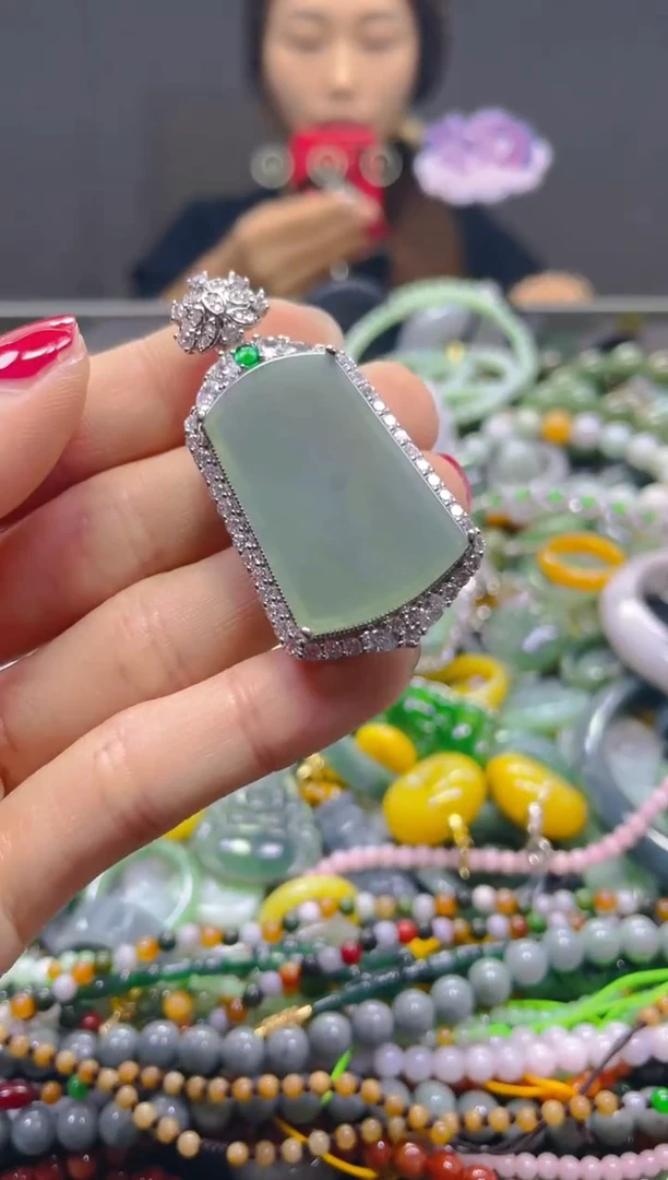 颈饰未镶嵌翡翠/S/翡翠A货，一件也是批发价