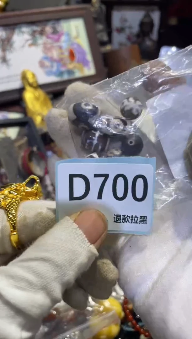 瓷片小*真表妹直播链接火爆火爆