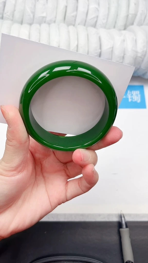 未镶嵌手镯石英质玉42-58.3BCL