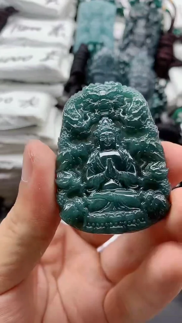 翡翠未镶嵌颈饰88888888888