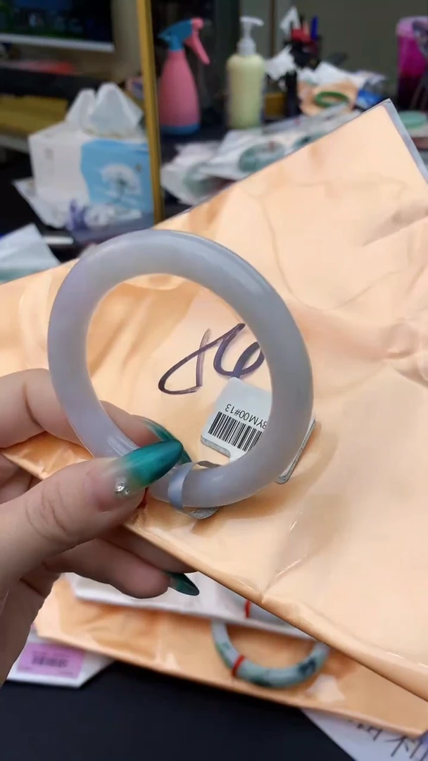 【闪购商品】翡翠手镯未镶嵌0246593088
