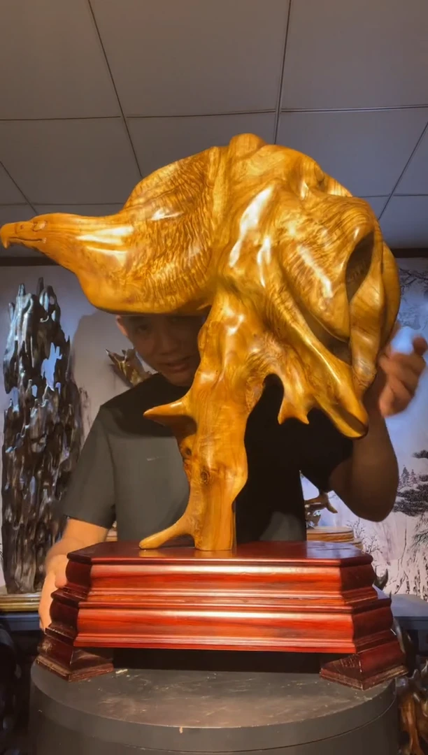 香杉木木雕款捧***花金丝楠木工艺品摆件