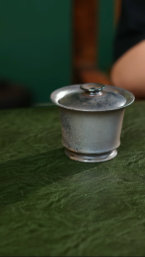 雪花银马蹄精品盖碗雪花银马蹄精品盖碗