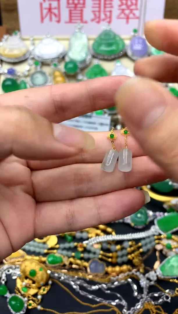 翡翠18K金镶嵌耳饰77-中国好珍宝