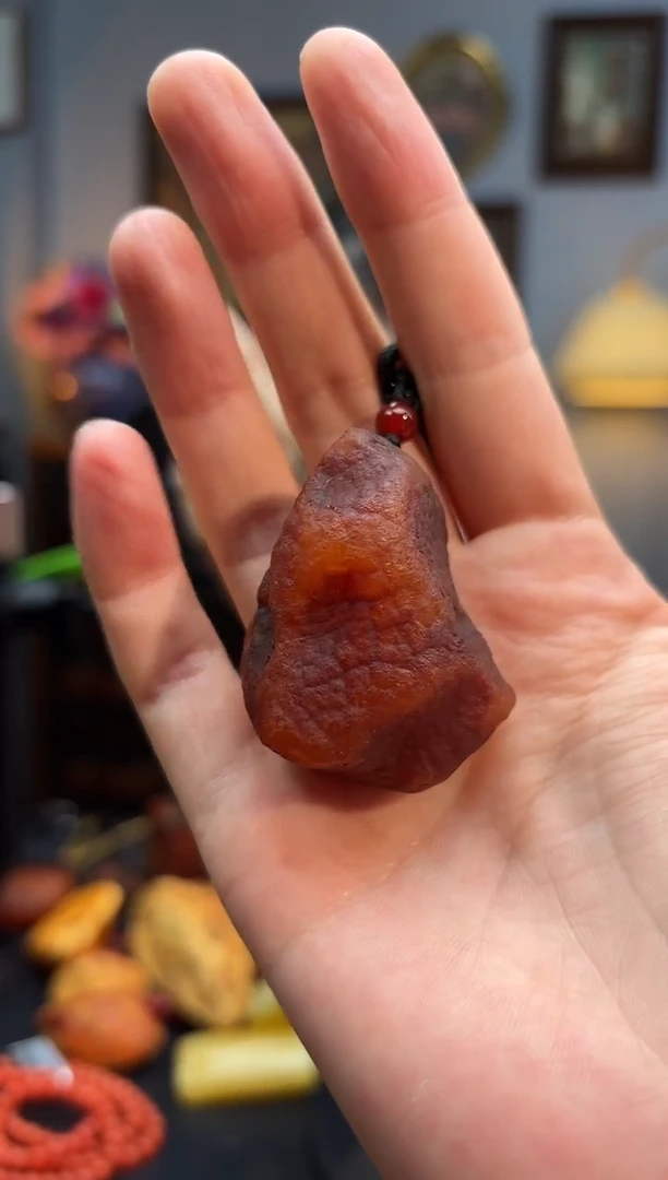 琥珀颈饰未镶嵌吊坠