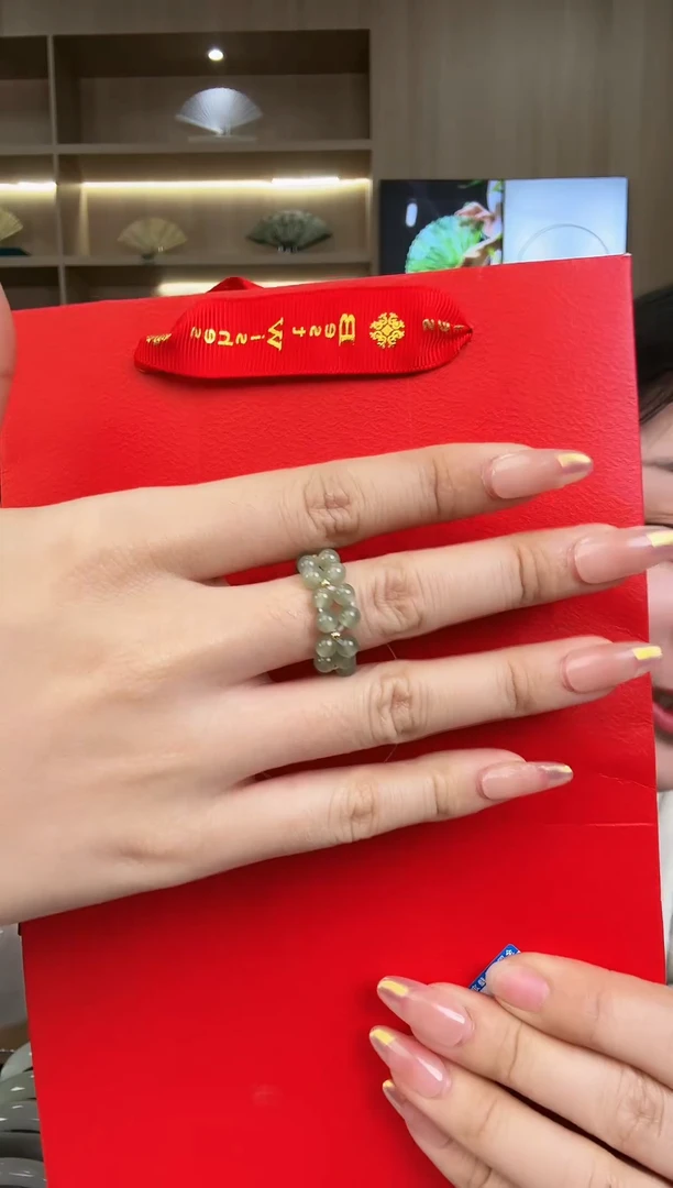 【闪购商品】和田玉戒指18K金镶嵌18k手编戒指