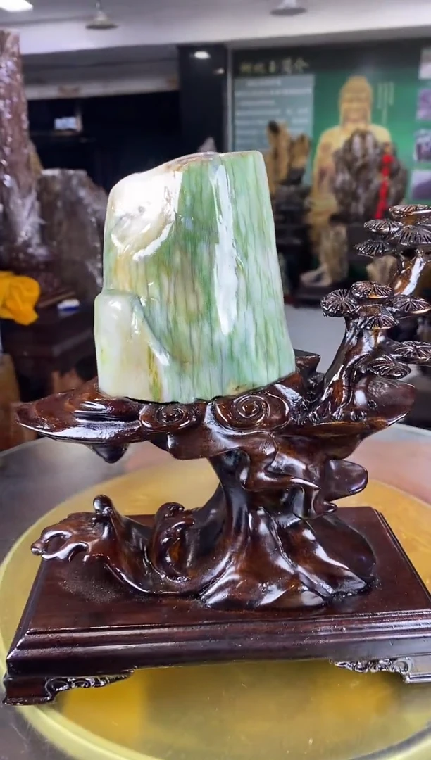 未镶嵌珠宝奇石硅化玉缅甸天然树化玉摆件