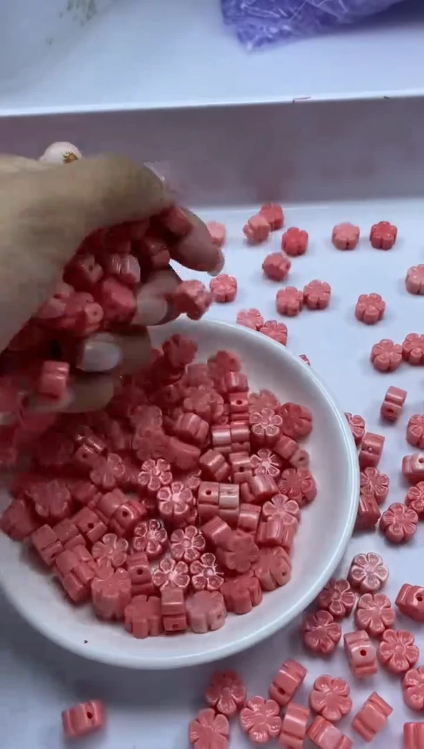 未镶嵌拼合珍珠（马贝珠）颈饰x997女*王贝梅花*5个