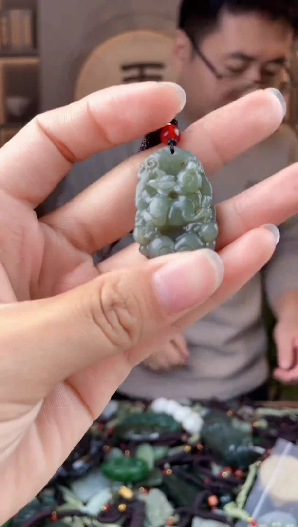 未镶嵌和田玉挂件拍一发一，多样性发货