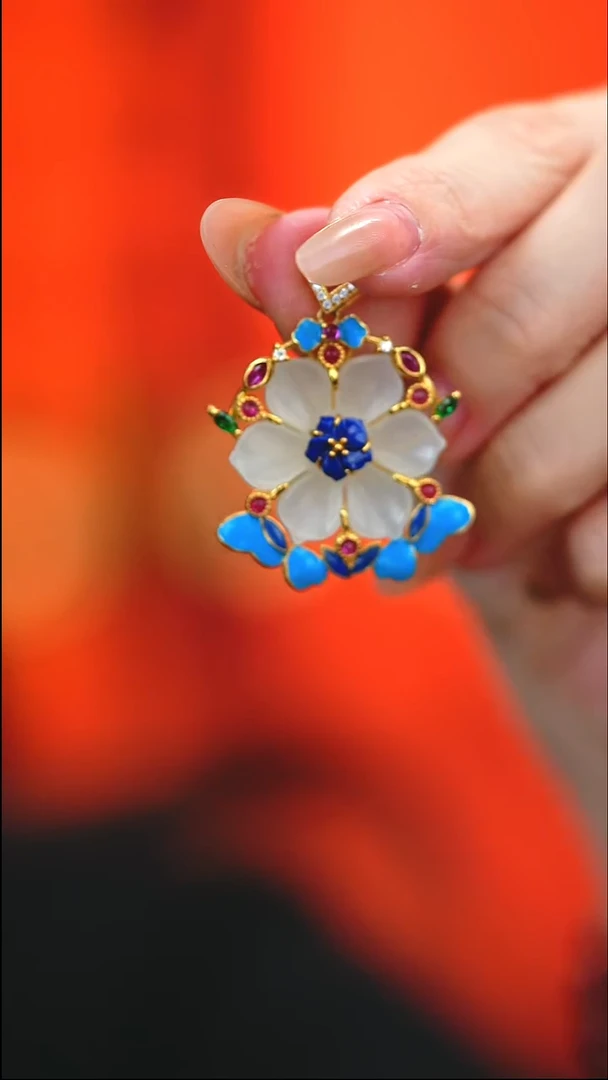 吊坠(赠链)银S925镶嵌和田玉新款