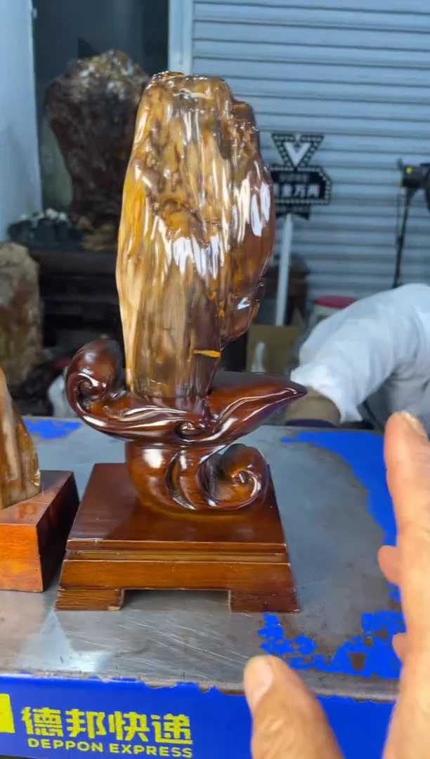 未镶嵌摆件硅化玉68