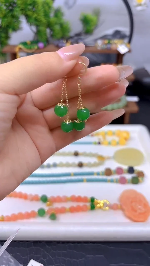 翡翠14K金镶嵌耳饰E402