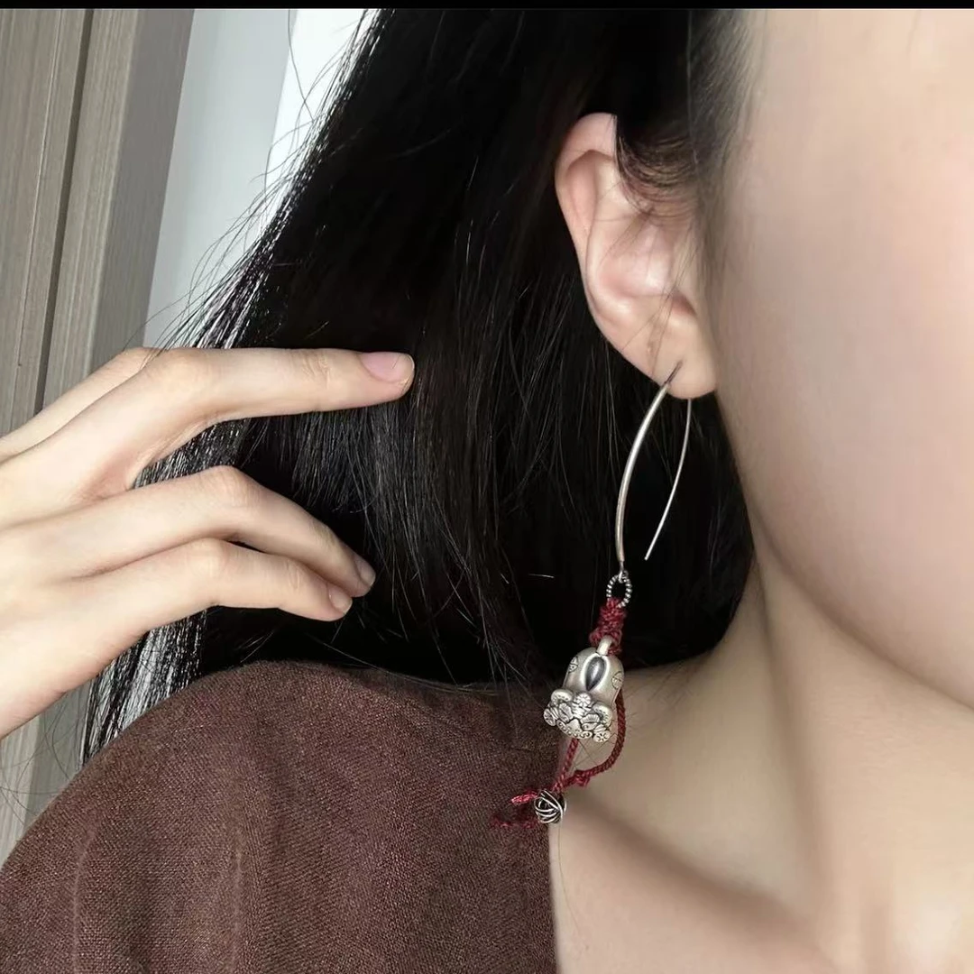 足银耳饰  E25176 <舞狮>虎头鞋红绳耳钩耳环女复古百搭