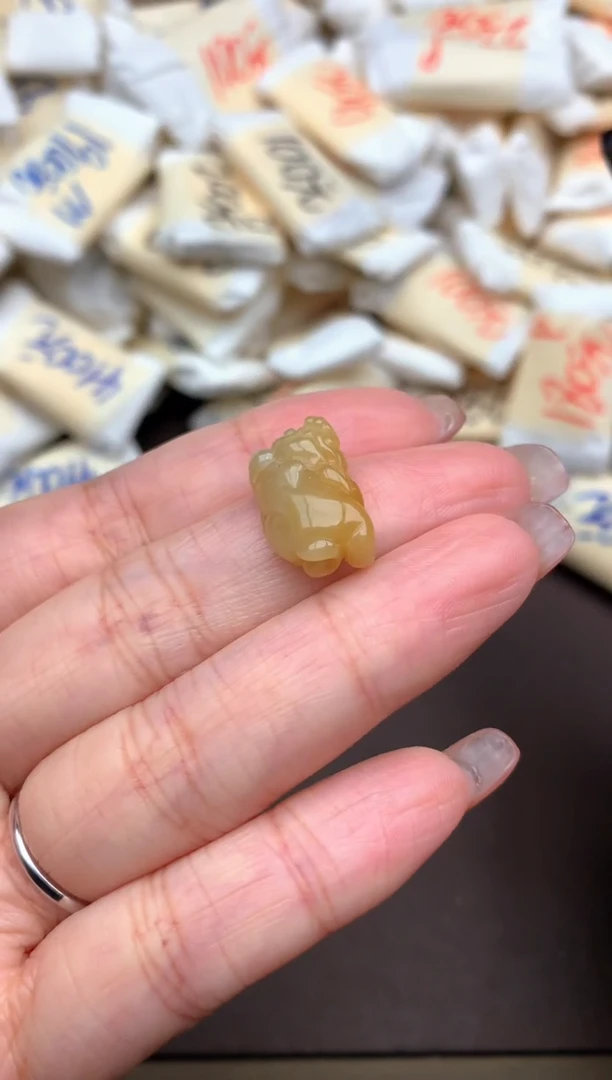 未镶嵌挂件翡翠一