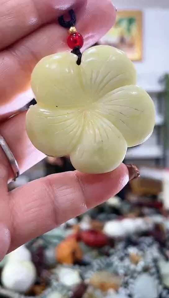 未镶嵌岫玉挂件
