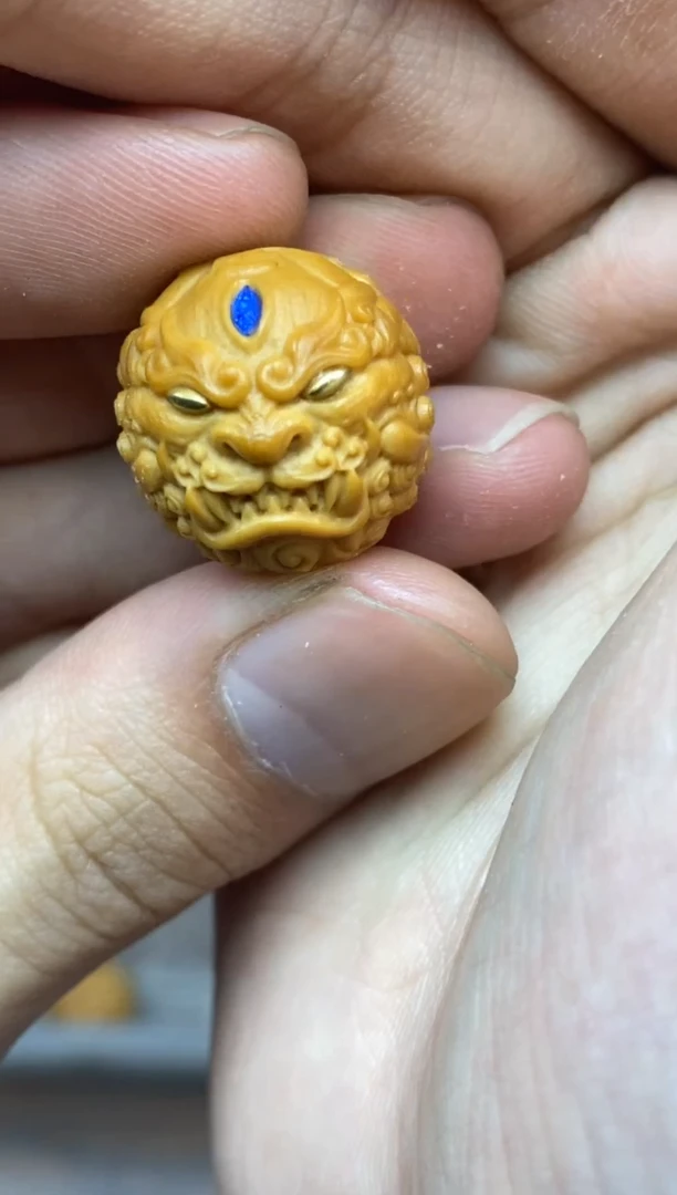 猴头核桃吊坠万福 唐狮  蓝色