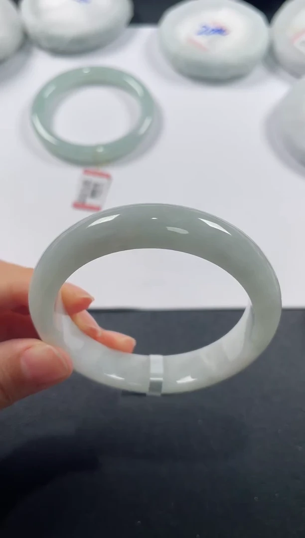 未镶嵌手镯翡翠 3822 54+