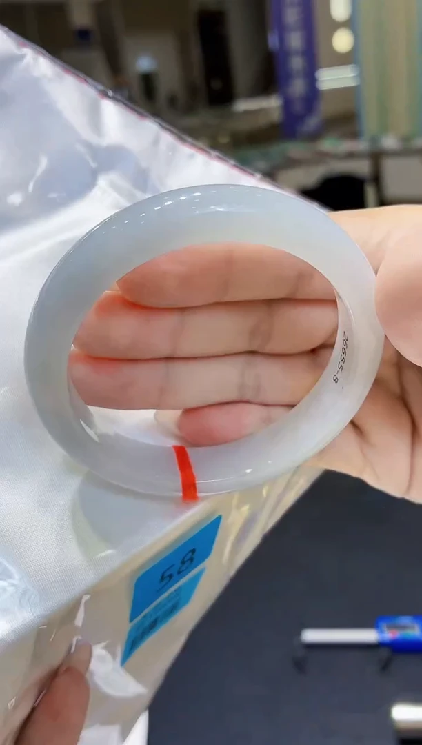 未镶嵌手镯翡翠翡翠手镯58