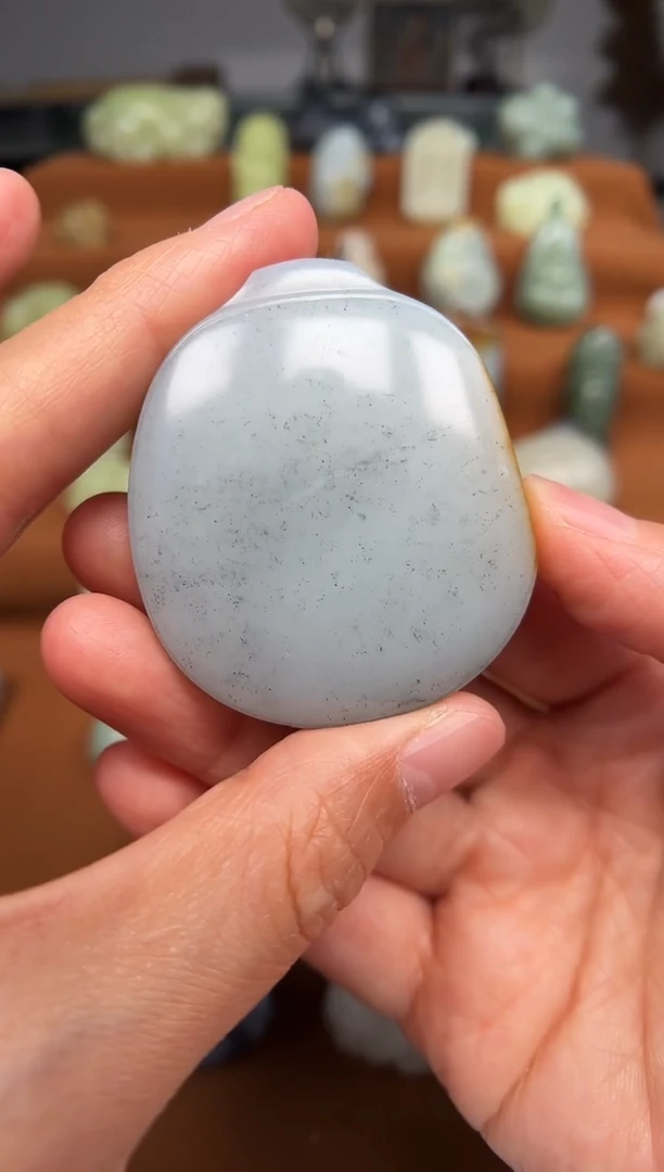 和田玉未镶嵌颈饰平安牌