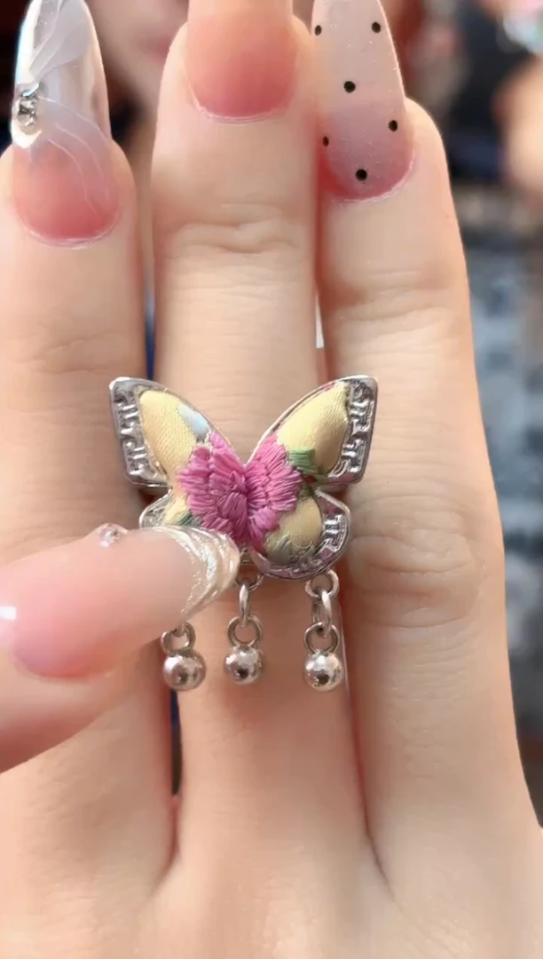 织绣云织谣老绣饰品328