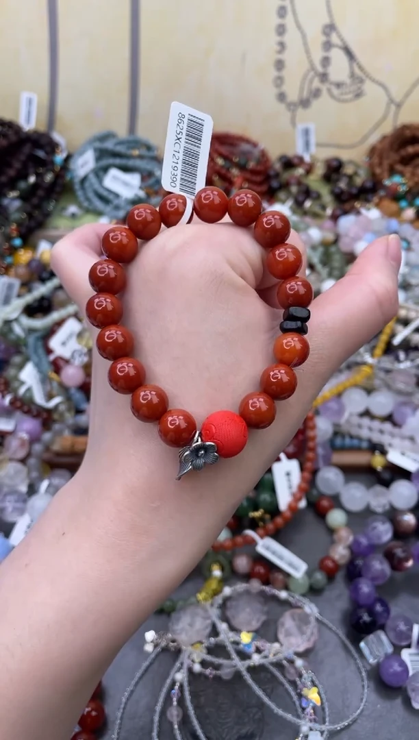 未镶嵌玛瑙手饰174