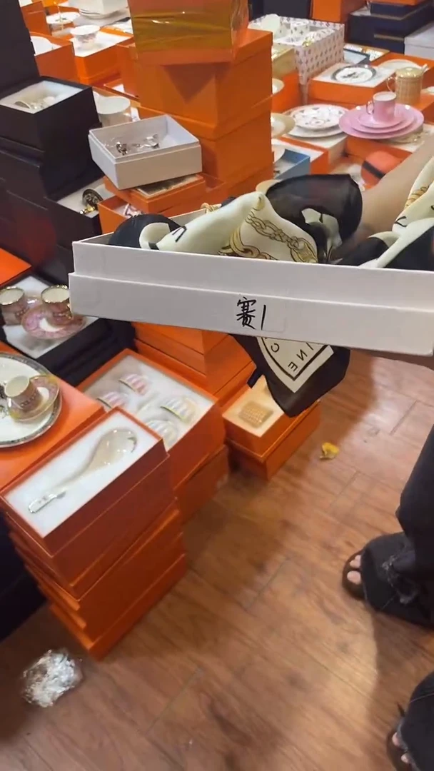杯鸿辉家品牌瓷器，京东包邮！