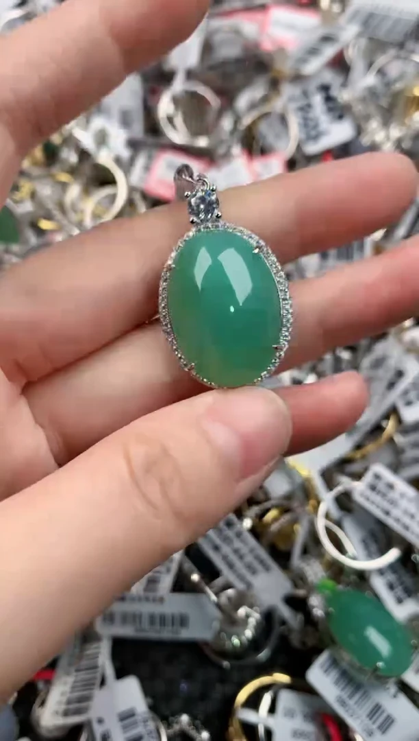 银S925镶嵌戒指翡翠888          4