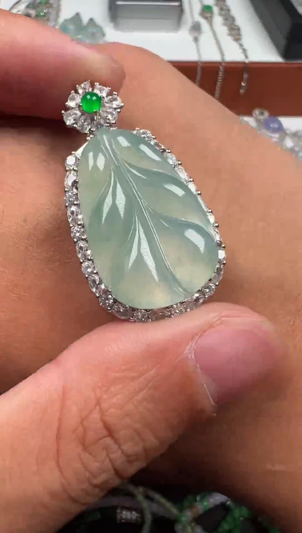 吊坠(不含链)银S925镶嵌翡翠芭蕉叶