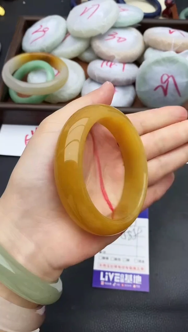 未镶嵌手镯石英质玉97+58/59