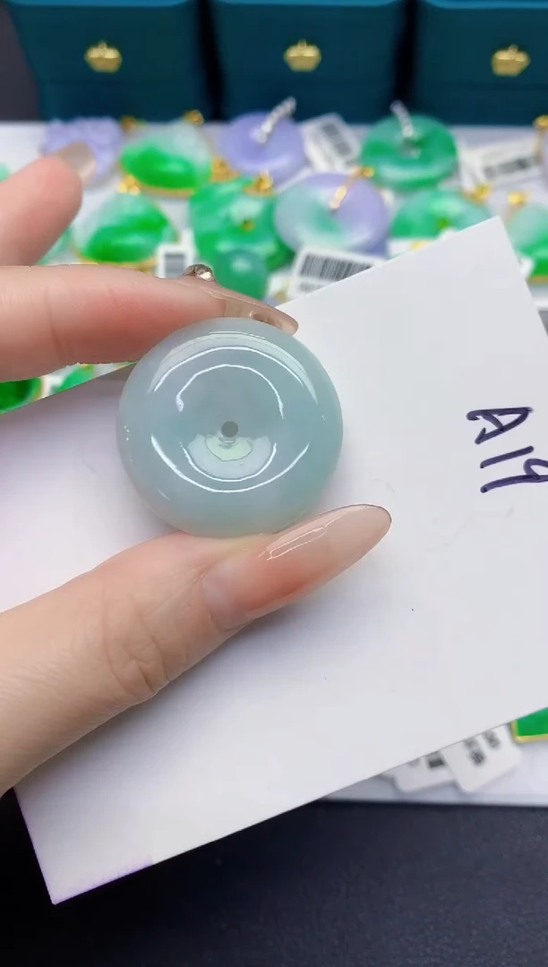 颈饰未镶嵌翡翠缅甸天然翡翠A货