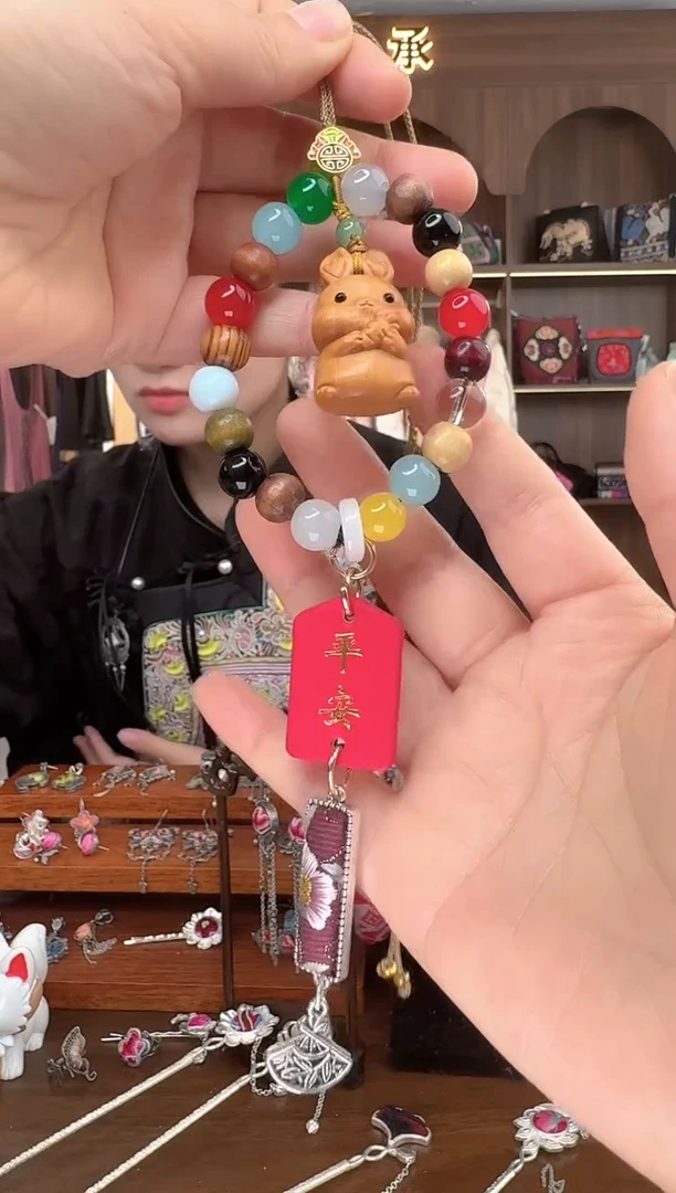 【闪购商品】织绣扶光苗绣传承113